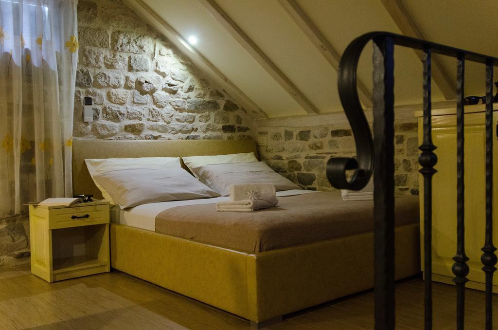 Apartments Kaja Trogir Bilik gambar