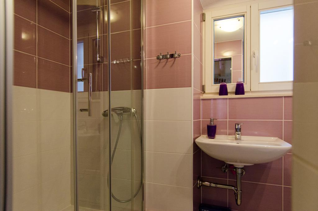 Apartments Kaja Trogir Bilik gambar